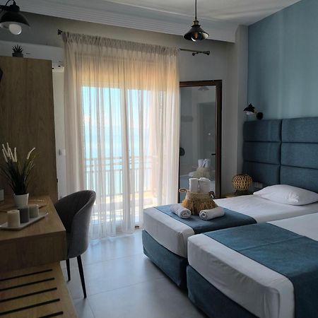Maria Rooms To Let Ouranoupoli Esterno foto