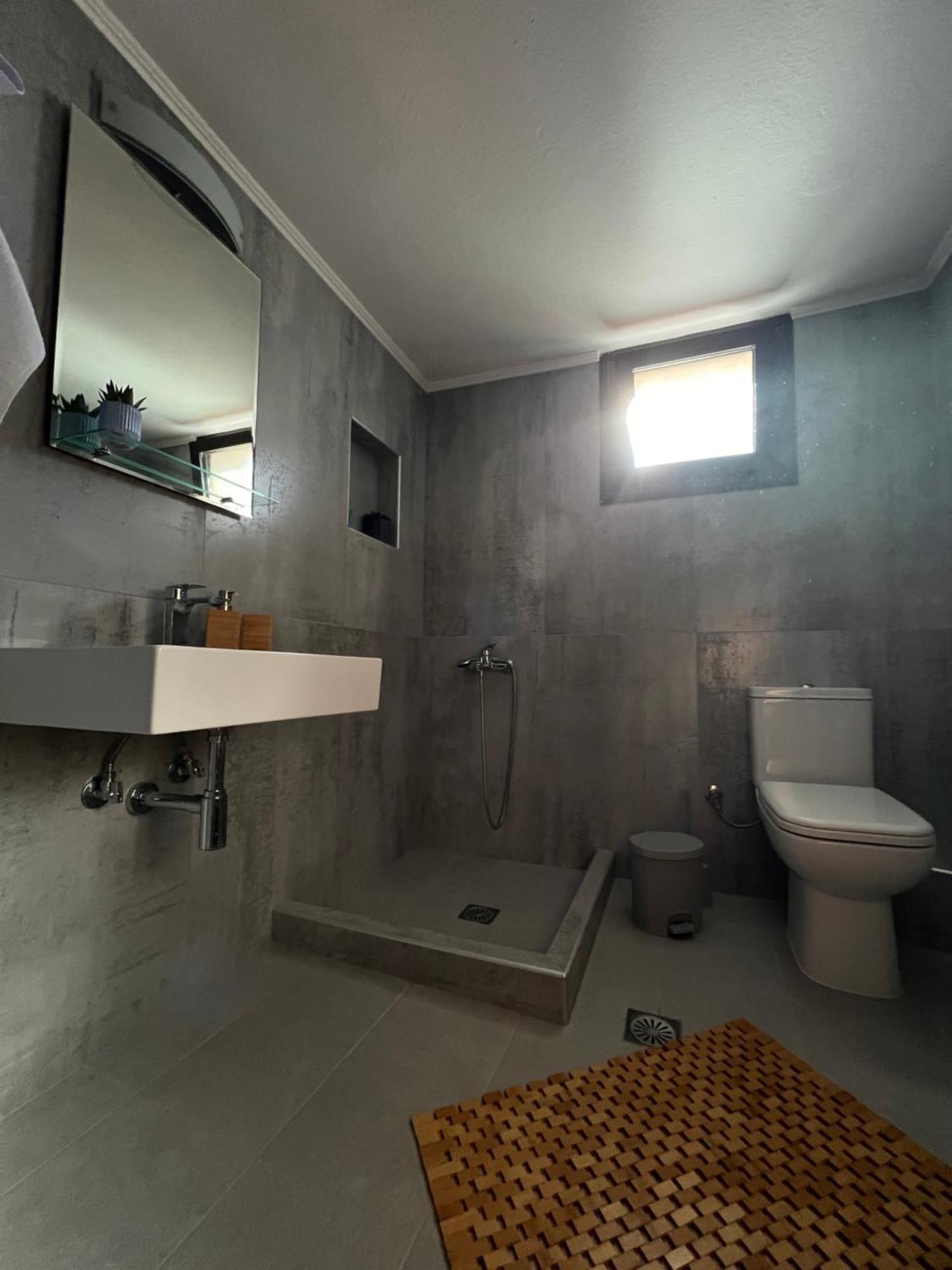 Maria Rooms To Let Ouranoupoli Esterno foto