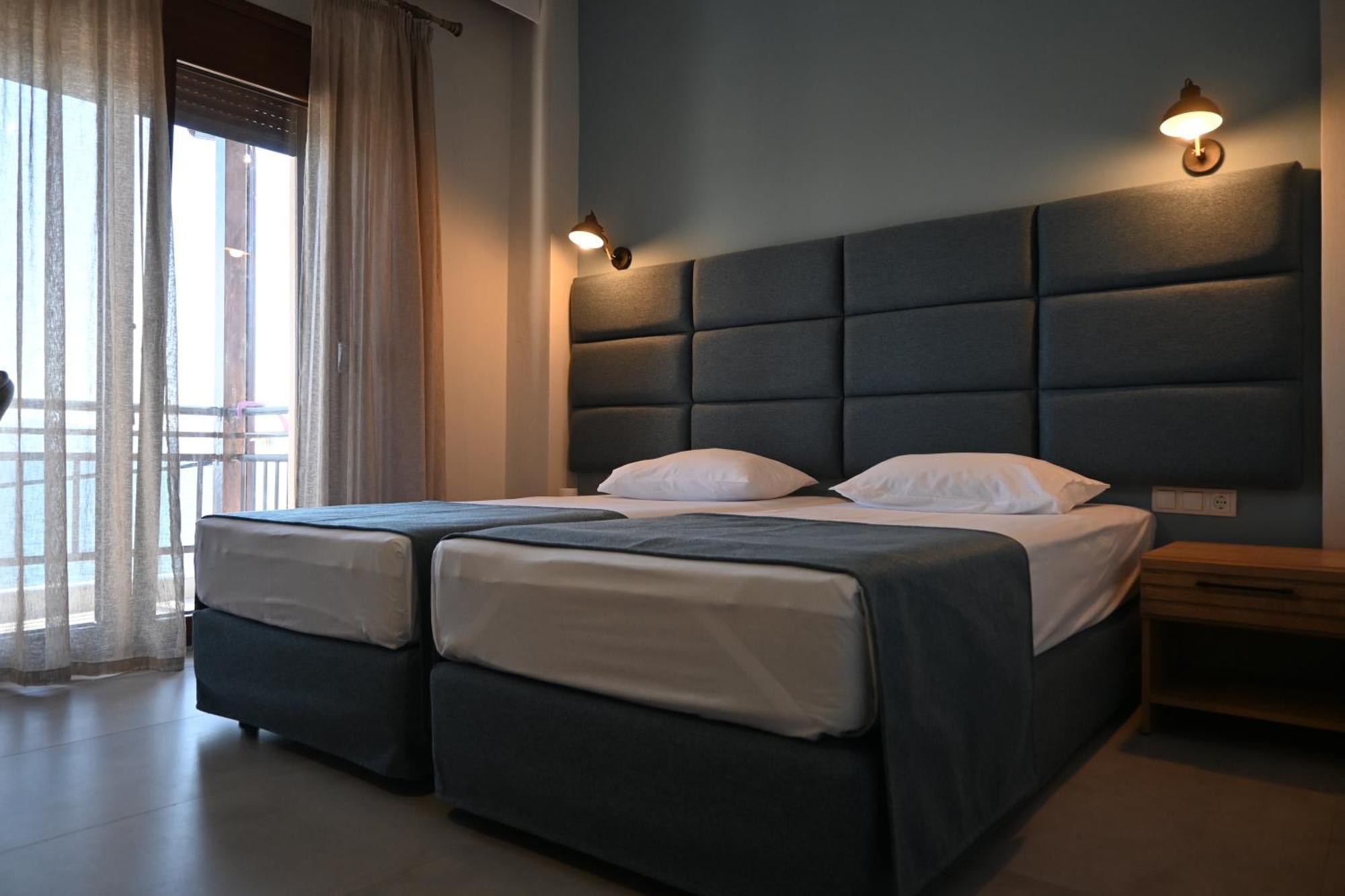 Maria Rooms To Let Ouranoupoli Esterno foto