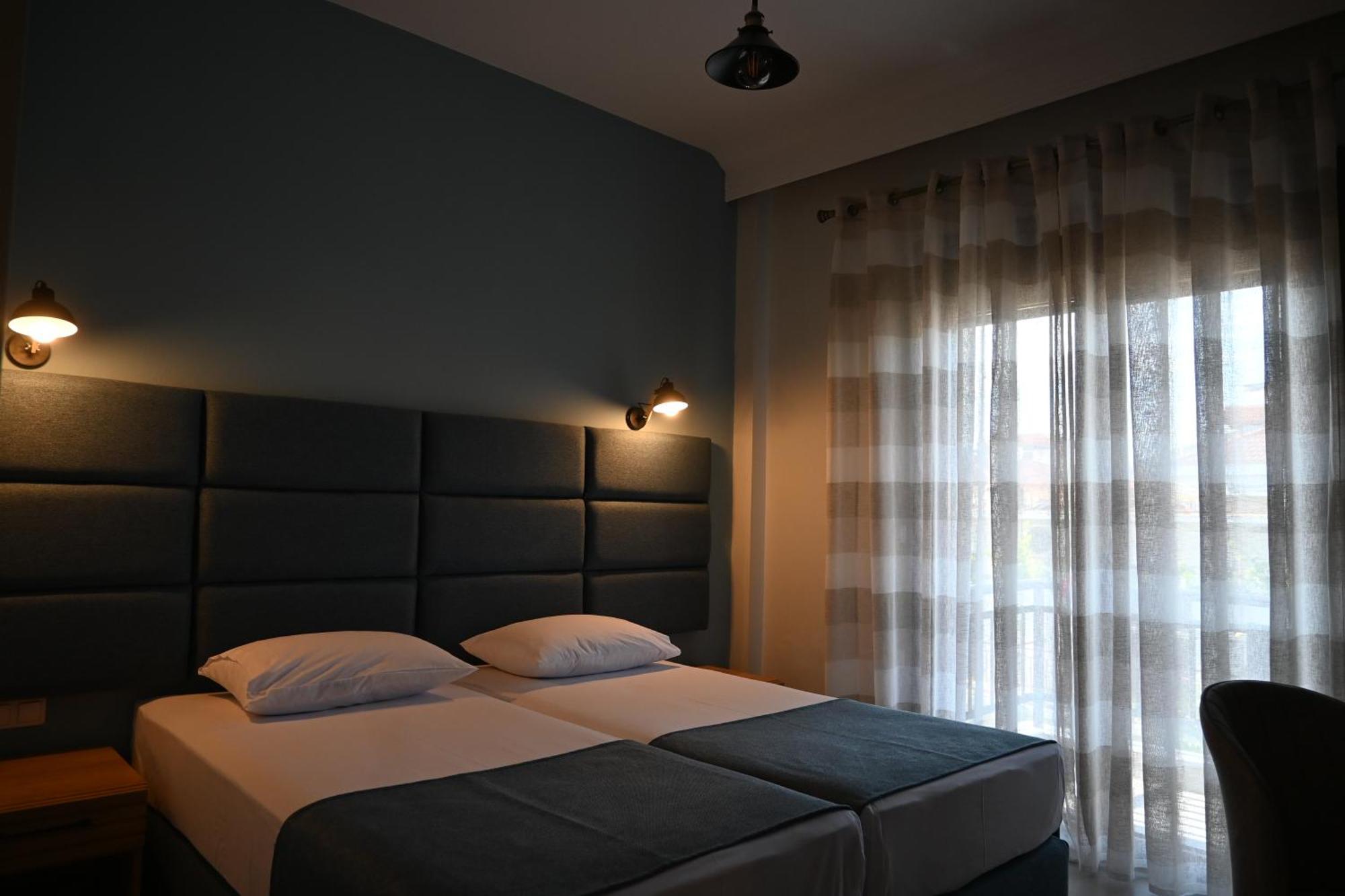 Maria Rooms To Let Ouranoupoli Esterno foto