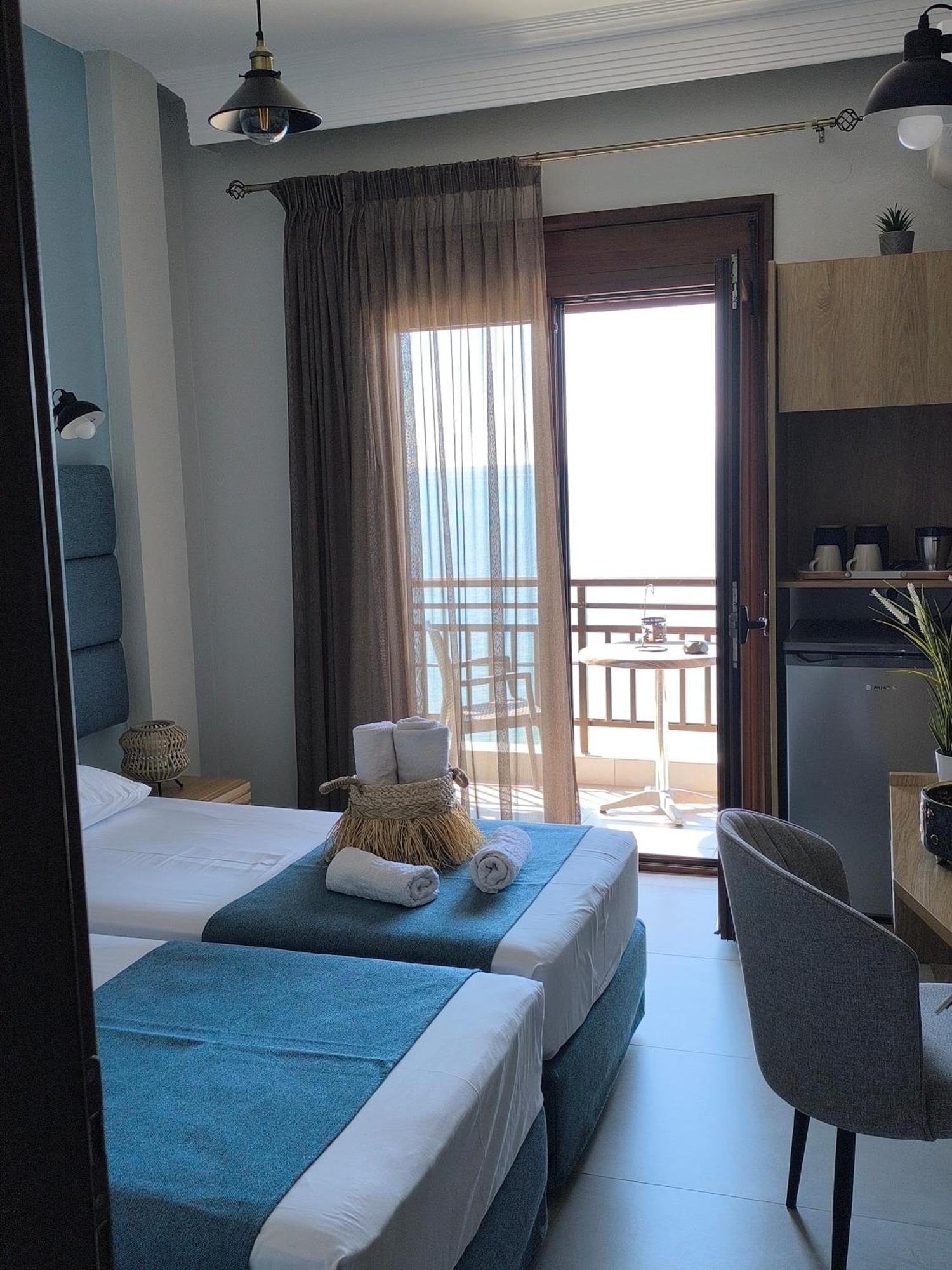 Maria Rooms To Let Ouranoupoli Esterno foto