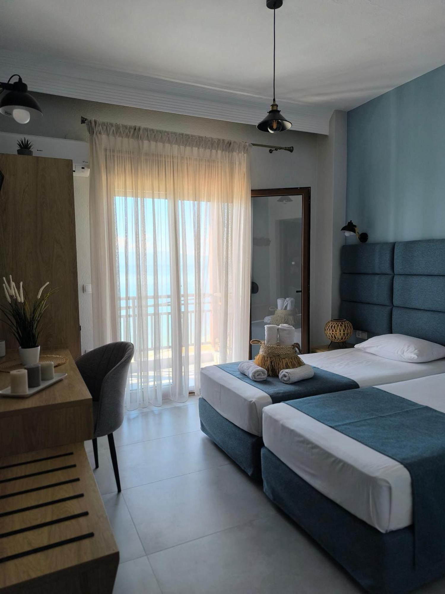 Maria Rooms To Let Ouranoupoli Esterno foto